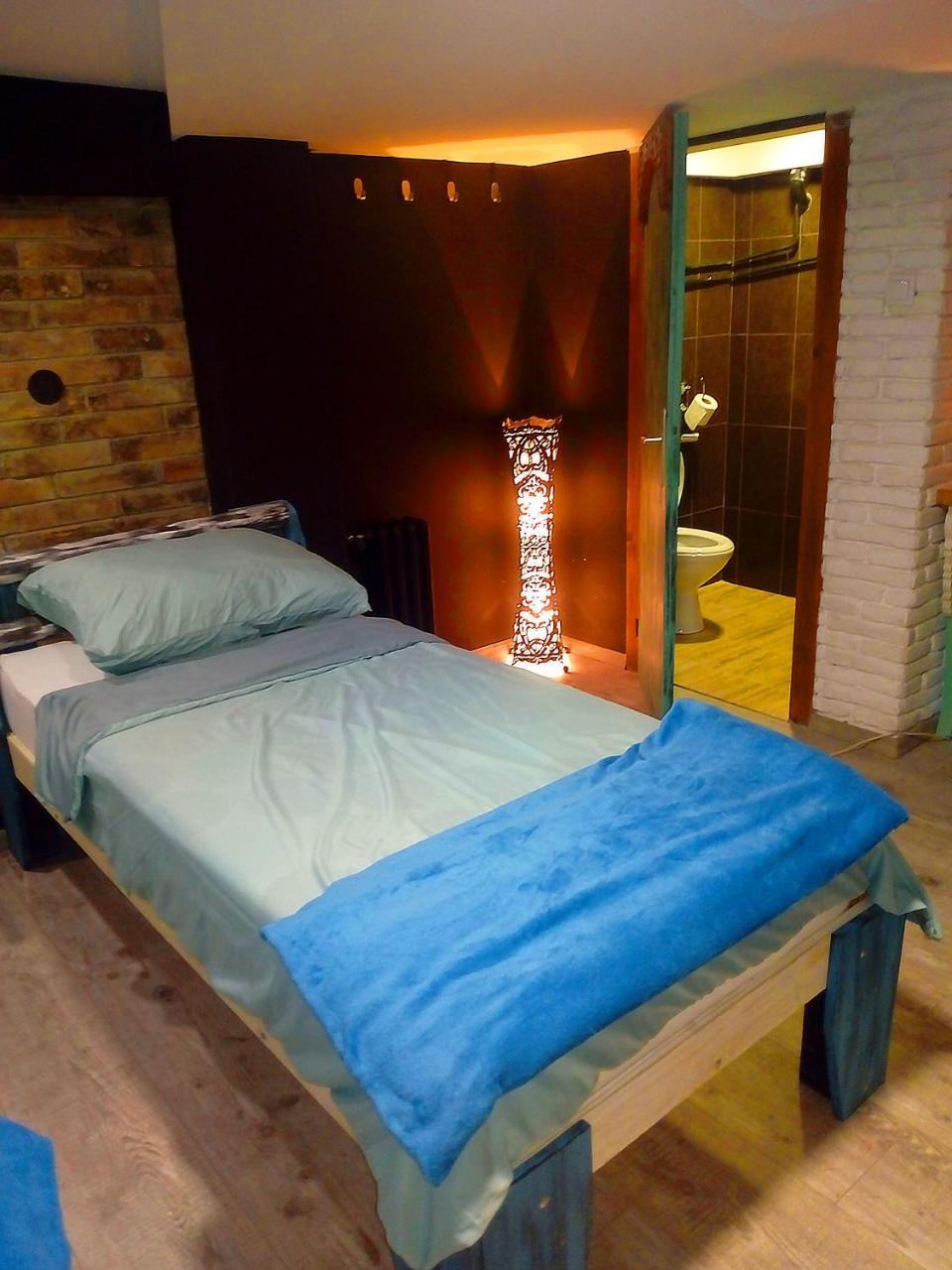 Nappark Hostel Beograd Bagian luar foto